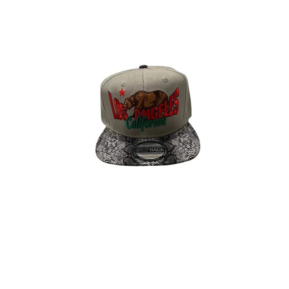 Bundle of 5 Men’s SnapBack Hats - Picture 5 of 8